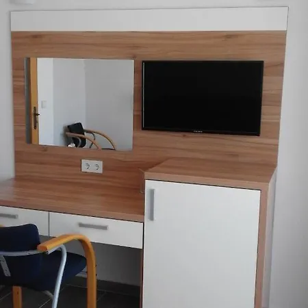Hotel Larisa 3*